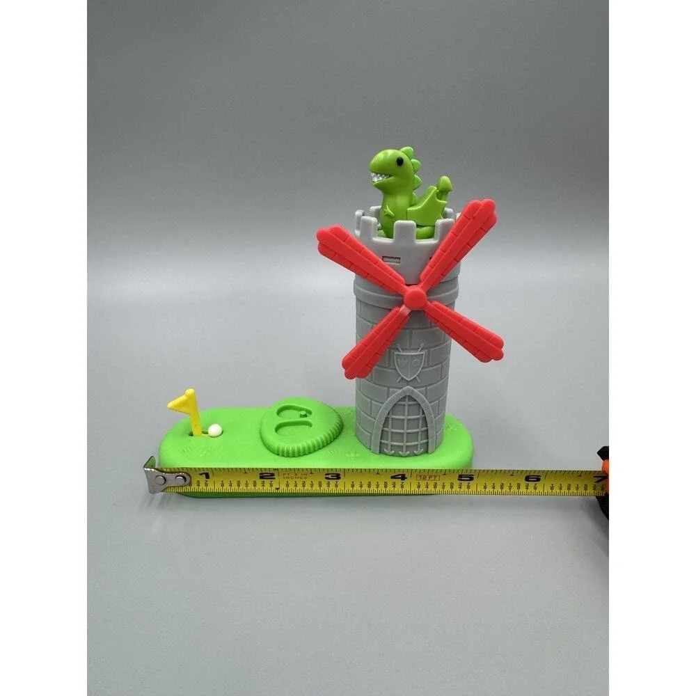 Peppa Pig Peppa's Club Mini Golf W/ 2 Figures Hasbro